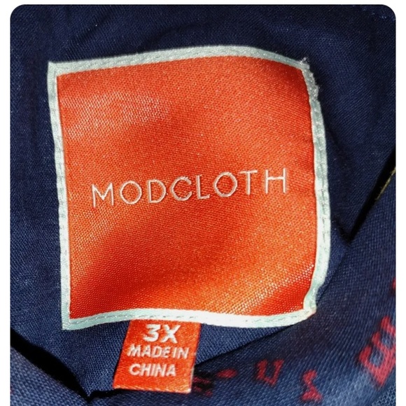 EUC ModCloth Nutcracker Christmas Dress, 3X A-line, pockets, sweetheart neckline - Picture 3 of 6